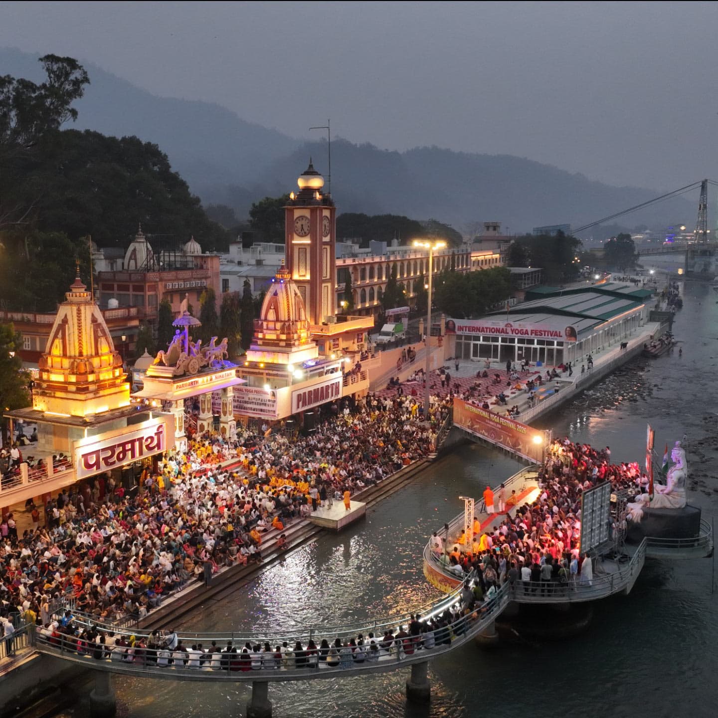Ganga Aarti at Parmarth Niketan